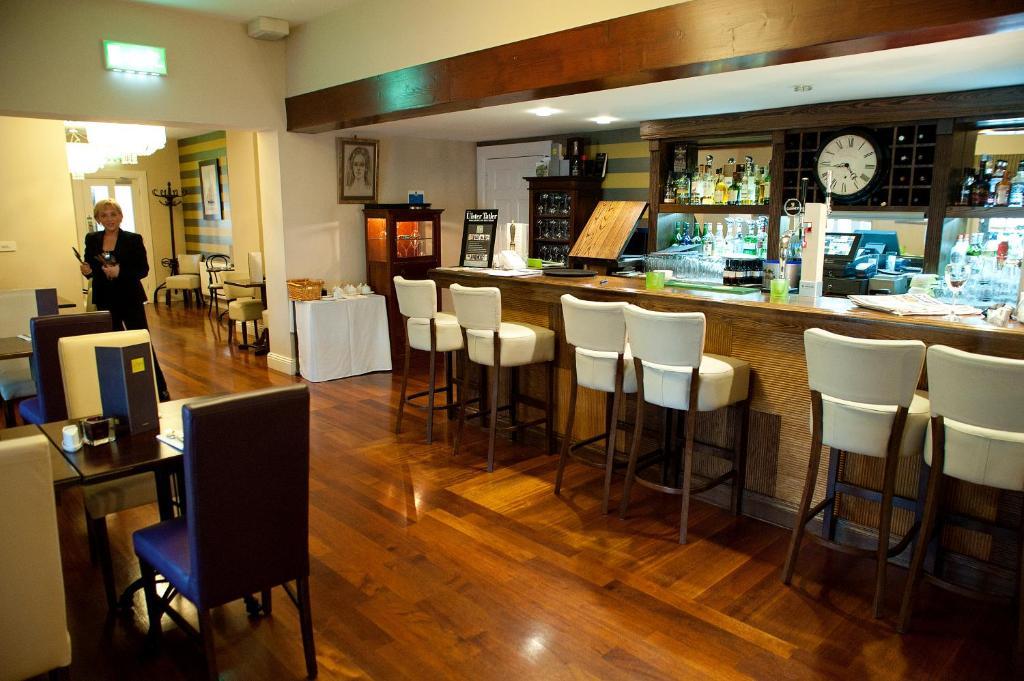 The Inn Castledawson แมกเฮอราเฟลท์ ภายนอก รูปภาพ